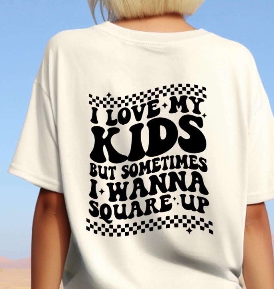 MAMA Square Up T-Shirt