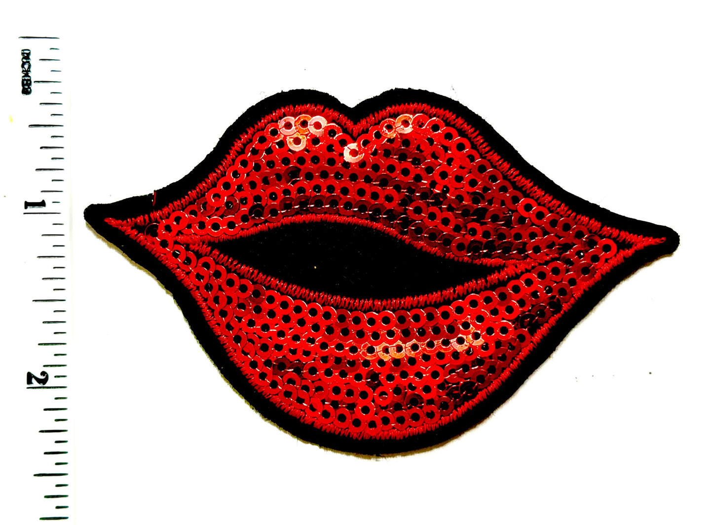 Red Sequins Lips 3.5”