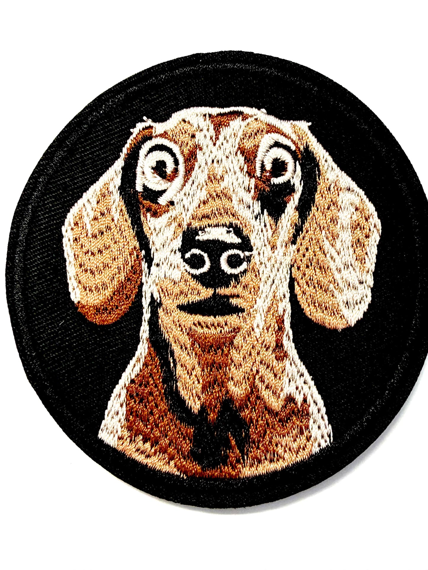 Dachshund – embroidered iron on patch 2.75”