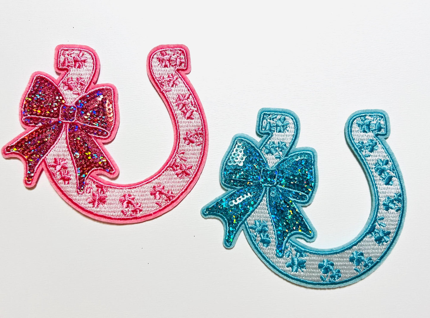 Horseshoe with Sequins Bow - 3.5” Embroidered and Sequins