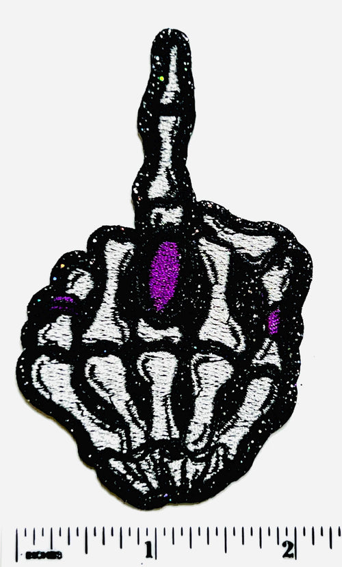 Skully Middle Finger 3.5”