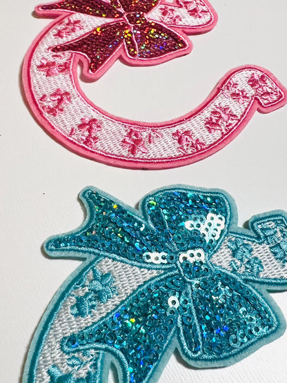 Horseshoe with Sequins Bow - 3.5” Embroidered and Sequins